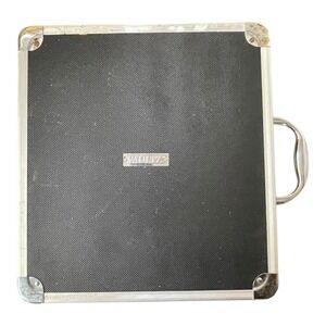 Vaultz Locking 128 CD DVD Storage Case Aluminum Organizer Binder Holder Key